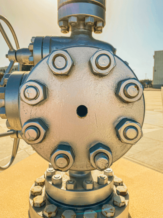 Our valves and flanges are engineered for precision and reliability, suitable for a wide range of industrial applications. Valves and Flanges What We Offer Steel pipe 
Steel sheet
High pressure Steel 
High temperature Steel
Valve 
Flanges
Copper pipe