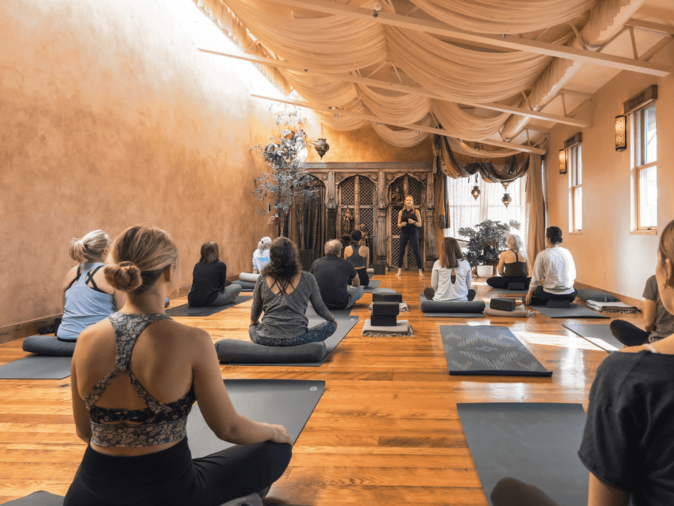 Discover Your Path to Wellness Transform Your Life Mindloom offers two cozy therapy and coaching rooms, shared by a collective of guides, coaches, mentors, therapists, and practitioners dedicated to helping you weave balance, healing, and purpose into your daily life.