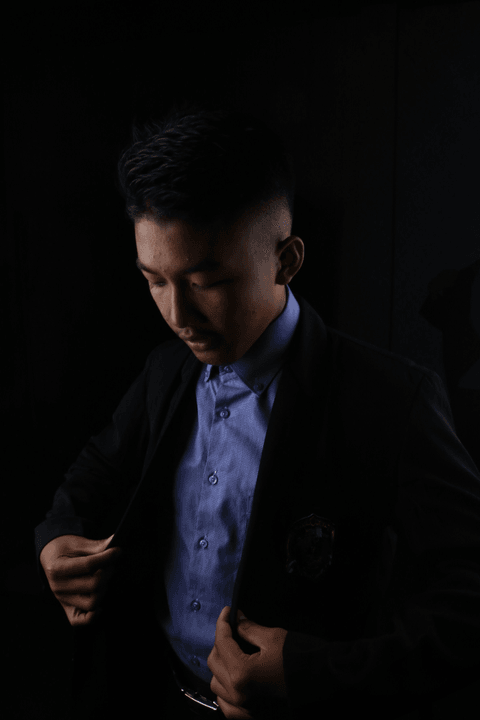 Brand Story
VELMONTE Brand Introduction

VELMONTE is a modern menswear brand inspired by timeless tailoring and contemporary elegance. We create premium suits designed for ambitious men who value confidence, sophistication, and effortless style.

From business meetings to formal occasions, VELMONTE delivers refined craftsmanship, comfortable fabrics, and modern fits tailored for today’s gentleman.

At VELMONTE, dressing well is more than fashion — it’s a statement of confidence.
Premium Suit Collection

Our suits are crafted with high-quality fabrics, precision tailoring, and modern silhouettes to deliver a sharp and comfortable fit.

Designed for versatility and elegance, each piece combines breathable materials, refined details, and timeless style suitable for:

Business
Weddings
Formal events
Smart casual occasions

Features:

Slim & modern fit
Breathable premium fabric
Comfortable all-day wear
Wrinkle-resistant design
Classic and contemporary color options