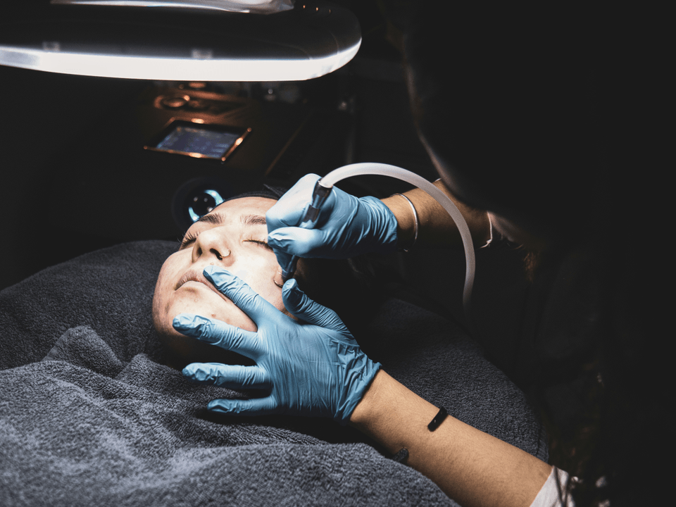 臉部深層清潔療程