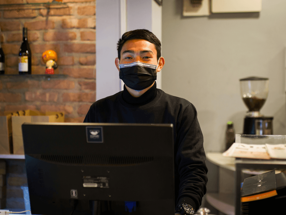 نموذج حجز الخدمة