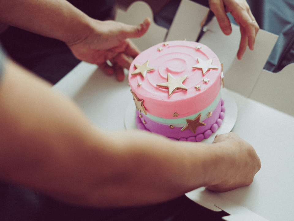 オーダーメイドケーキ