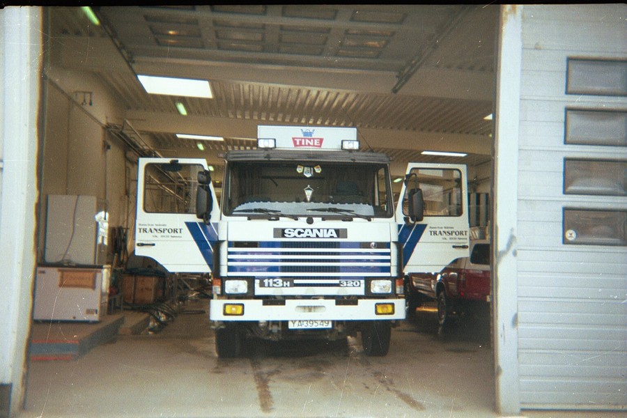 Gårdstankene kommer. Spannene byttes ut med tanker også på bilene.