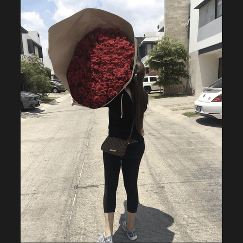 RAMO 200 ROSAS ROJAS 