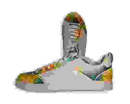 Basket  Adidas peinte à la main (pièce unique)