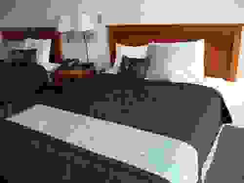 PLEASE CHOOSE A ROOM