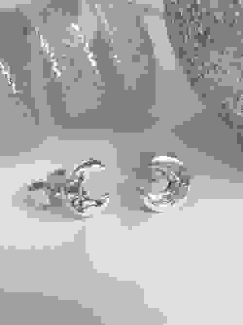 Sterling silver crescent moon mini studs