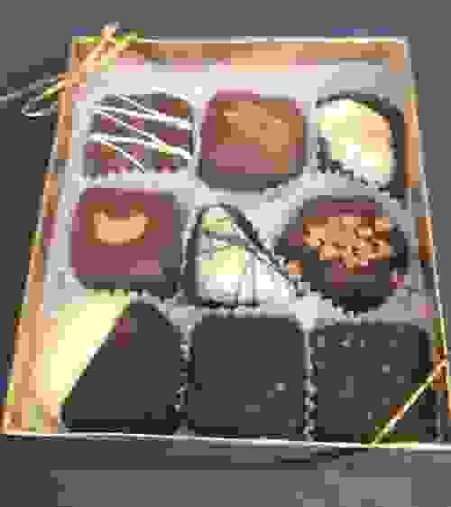 GIFT BOX ASSORTMENT - CHRISTMAS ONLY