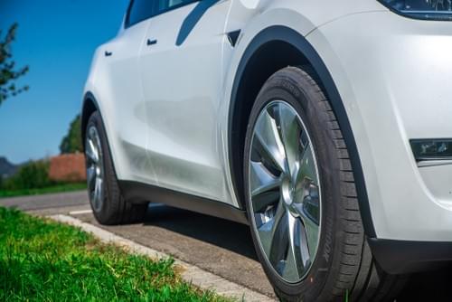 Tesla Aufbereitung in Zürich