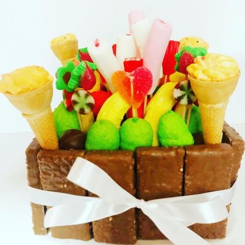 Pastel Huesitos