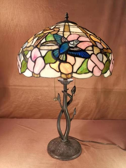 20 inch humingbird tiffany classical table lamp with bronze base