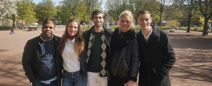 Het Verhaal Van De Opmars Van Forum Voor Democratie On Strikingly