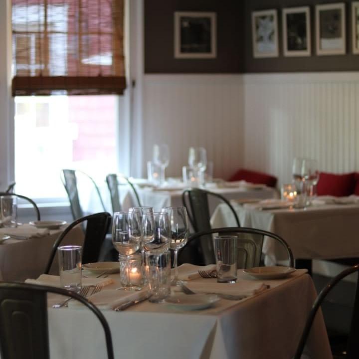 The Red Store photo by Yvonne Yuen