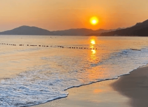 Image of a beautiful beach and sunset like the beginning of time