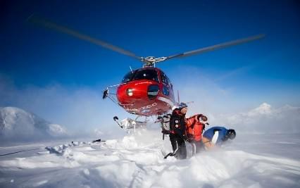 Heliskiing in der Schweiz - Helikopterflüge, Rundflüge ...