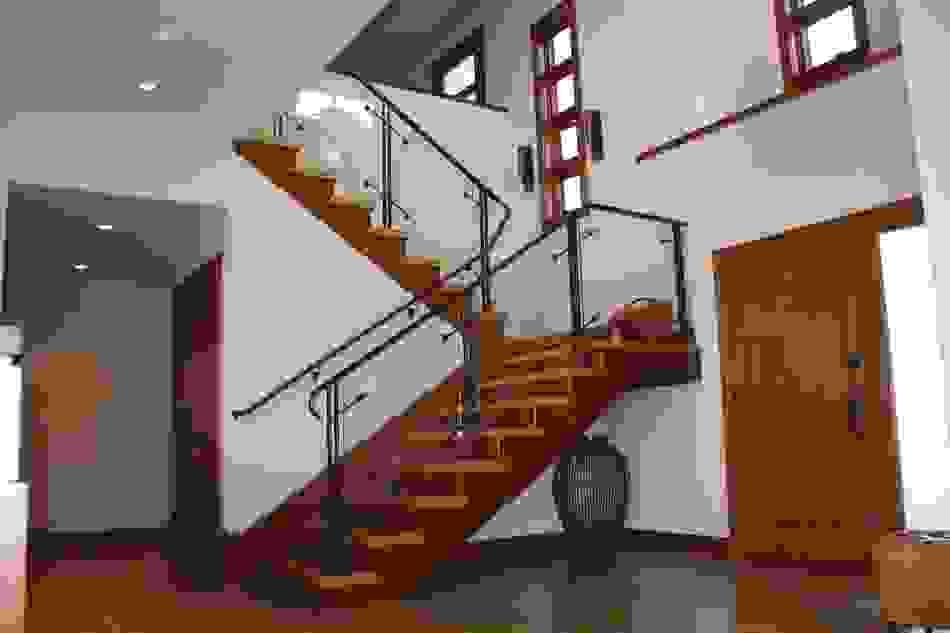 Faux Bois stairwell : Santa Cruz,  Ca