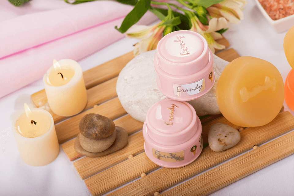 Experience the Joy of Collaborative Workshops Join Our Creative Community Welcome to Correll Kitchen!At Correll Kitchen, we bring people together through creative, hands-on workshops that inspire collaboration, celebrate diversity, and nurture personal growth. We specialize in crafting immersive experiences that combine artistic expression, mindfulness, and team-building.Our Services Include:Seasonal Workshops: Whether it's Christmas wrapping, bauble decorating, or gingerbread cookie designing, we offer a variety of festive workshops that add a special touch to the holiday season.Skill-Building & Team-Building Activities: From crafting personalized keychains based on Clifton Strengths to botanical printing and Diwali diya painting, we create activities designed to foster collaboration, enhance creativity, and build stronger connections.Corporate Engagements: Our workshops are ideal for businesses looking to enhance employee morale, creativity, and teamwork. Choose from hosted sessions or DIY kits for self-guided team activities.Entrepreneurial Events: Through our 'Correll N