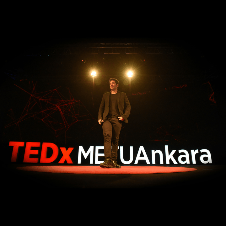 我们提供个性化的指导和反馈，帮助团队在不同阶段持续成长，培养出适应变化的能力。这种长期的发展策略将确保团队在未来的挑战中保持竞争力。 持续成长 我们能为您做什么 1. Hero – The Ignition Point
Headline: Spark & Sprout

Sub-headline: Where Teams Spark and Sprout Together.

Key Message: We are Hong Kong's pioneering team development partner. We design immersive experiences that ignite energy (Spark) and nurture sustainable growth (Sprout), guiding your team through every stage of its journey.

Primary CTA Button: "Book Your Discovery Call"

Secondary CTA Link: "Meet Our Ignitors"

Visual Concept: A high-impact, short video loop or animated illustration showing a spark landing on fertile ground, rapidly growing into a vibrant, interconnected network of plants and light, symbolizing team transformation.

2. Our Spark & Ignitors – Mission, Vision & Team
Section Headline: The Spark Behind Your Growth

Mission Statement: Our mission is to unlock the collective potential of every team in Hong Kong. We believe powerful teams are built by first igniting authentic connection and energy, then deliberately nurturing the environment for that energy to grow into lasting performance an