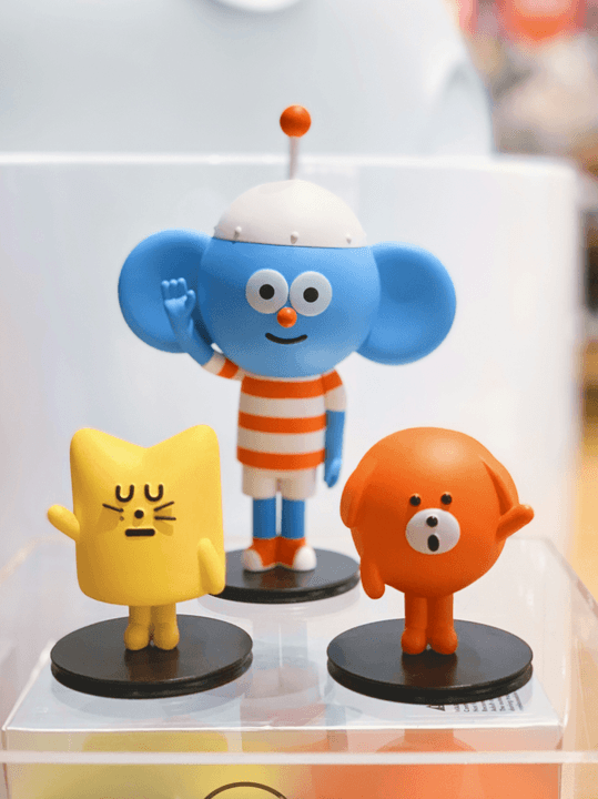 我们的节日特别系列为各种节日和特殊场合提供独特的毛绒玩具。从圣诞节到生日，这些玩具是完美的礼物，传递爱与关怀。 节日特别系列 我们提供什么 Our company offers a wide variety of plush toys and stuffed animals, including teddy bears, cartoon characters, and themed plushies for holidays and special occasions. We focus on quality, safety, and comfort, making our products perfect gifts for children and adults alike. Custom designs and personalized plush toys are also available to create unique, memorable keepsakes