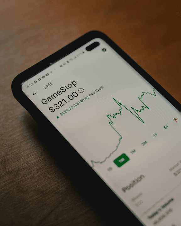 Quickly master today's financial focus, including AI, gold, BTC, NASDAQ and other important indicators, allowing you to understand market trends at the first time. Real-time market focus Function Introduction Create a traditional Chinese modernized market information website, style reference Yahoo Finance, TradingView, Bloomberg and LINE TODAY. Overall using white and green as main colors, clean, professional, mobile-first. Homepage first screen directly presents "Today's Market Highlights," including AI, gold, BTC, NASDAQ, global markets, hot topics and other information cards, allowing visitors to quickly understand today's market content. Overall layout focuses on information organization, daily updates, market observation, do not have corporate website style, do not have company introduction, do not have about us, do not have investment promises, do not have guaranteed returns, do not have gambling elements, do not have trading screens, do not have exaggerated K-line or rockets. CTA uses "View Today's Market Highlights" and "Learn More Content," making the website look like a real market information platform, not a sales page.