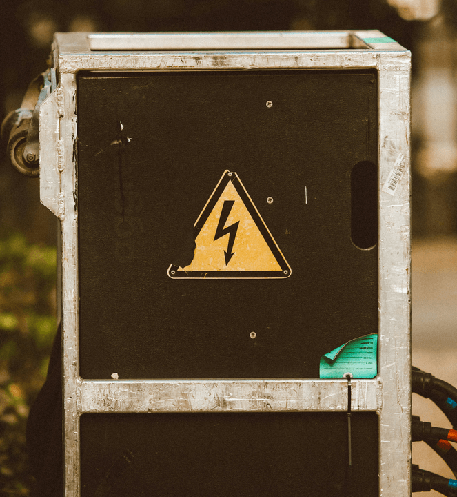 Provide a variety of tools to support users in effective communication and collaboration on the platform, ensuring smooth processes. Comprehensive support Our service matching platform