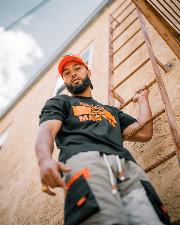 Our expert team crafts tailored resumes that highlight your skills and experiences, making you stand out to employers. Professional Resume Writing What We Offer We provide employment ready services, corporate service with outplacement and workplace transitioning, online workshops, ndis and veterans, coaching and interview skills and career guidance