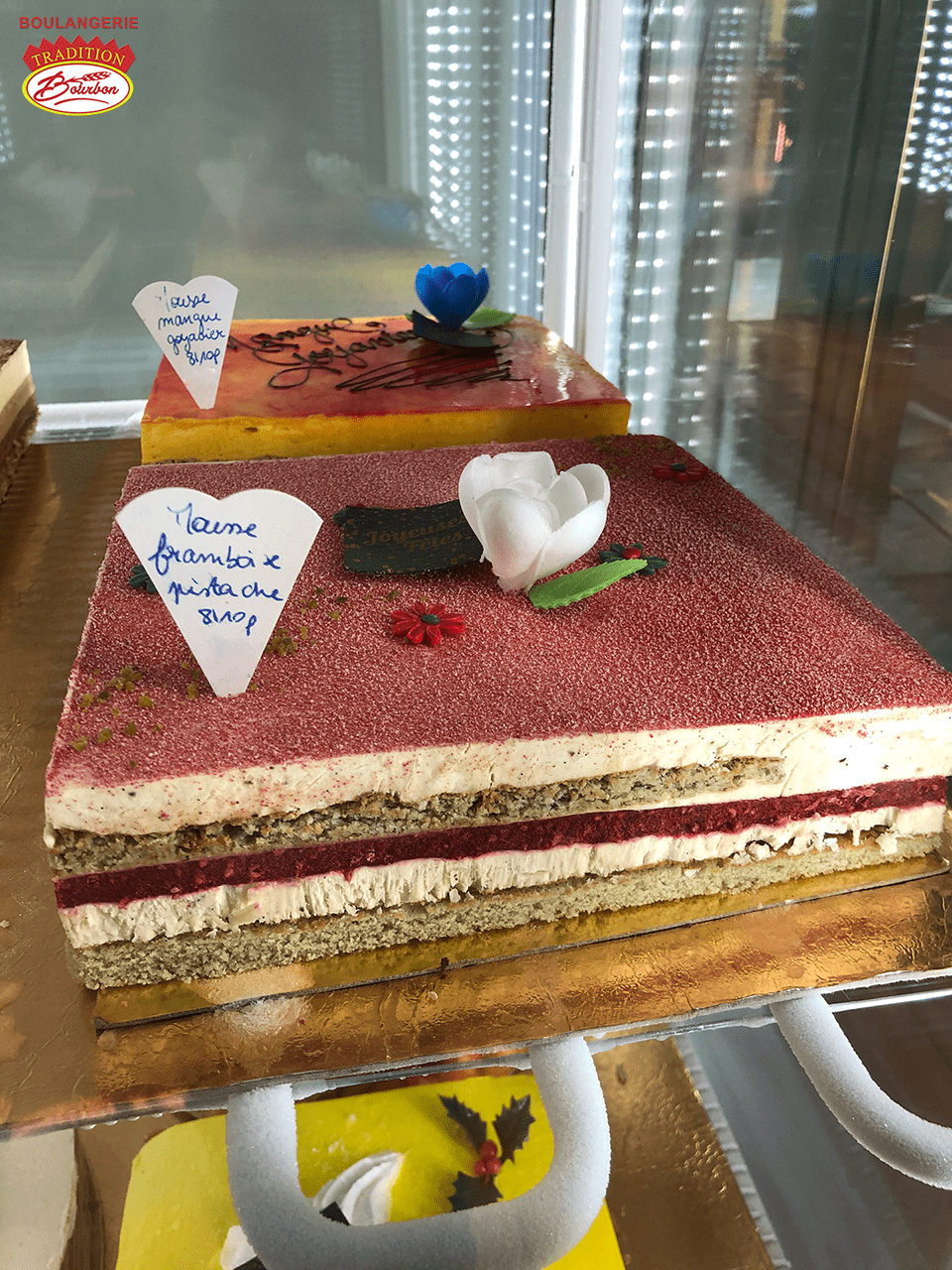 Les Patisseries Gateaux Boulangerie Tradition De Bourbon