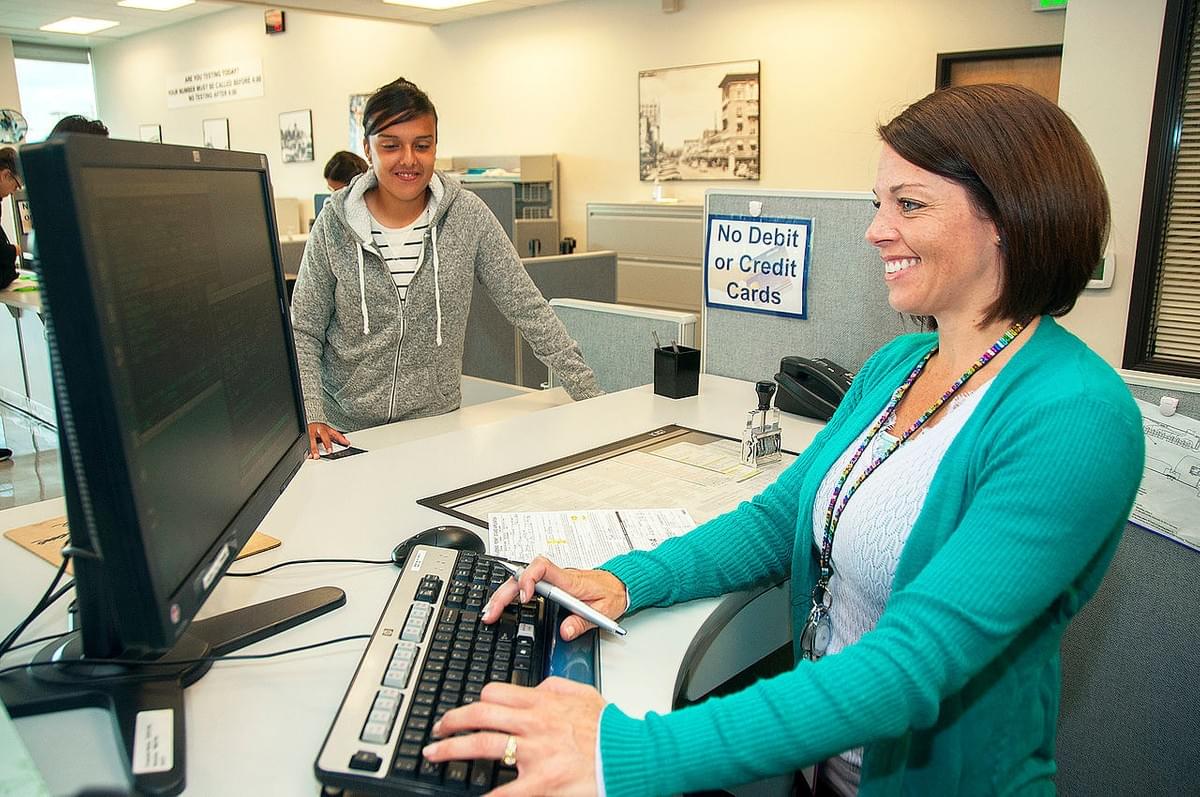 Macam-Macam Pelanggan &amp; Pentingnya Mengelompokkan Pelanggan