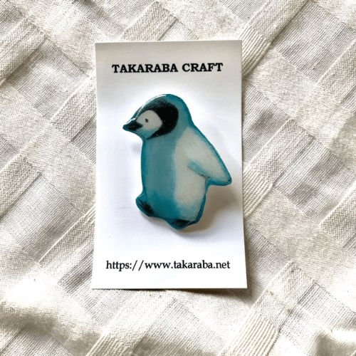 ペンギン　ブローチ　イラスト