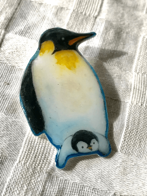 ペンギン　イラスト　ブローチ