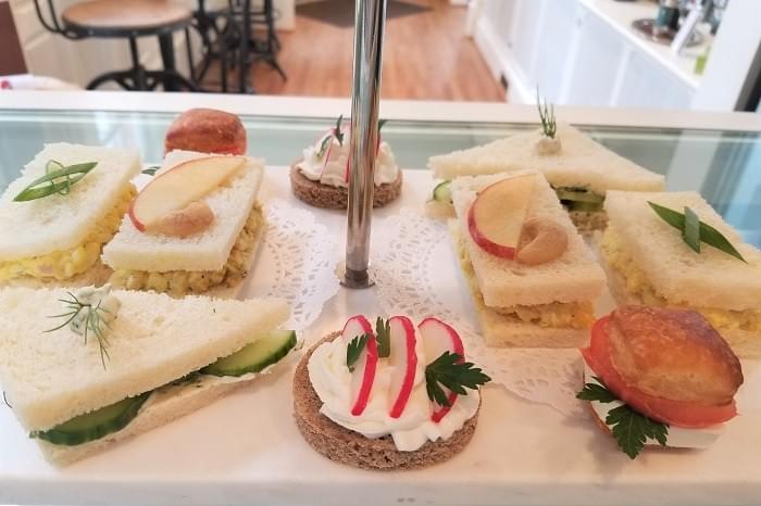 Career Opportunities Gateau