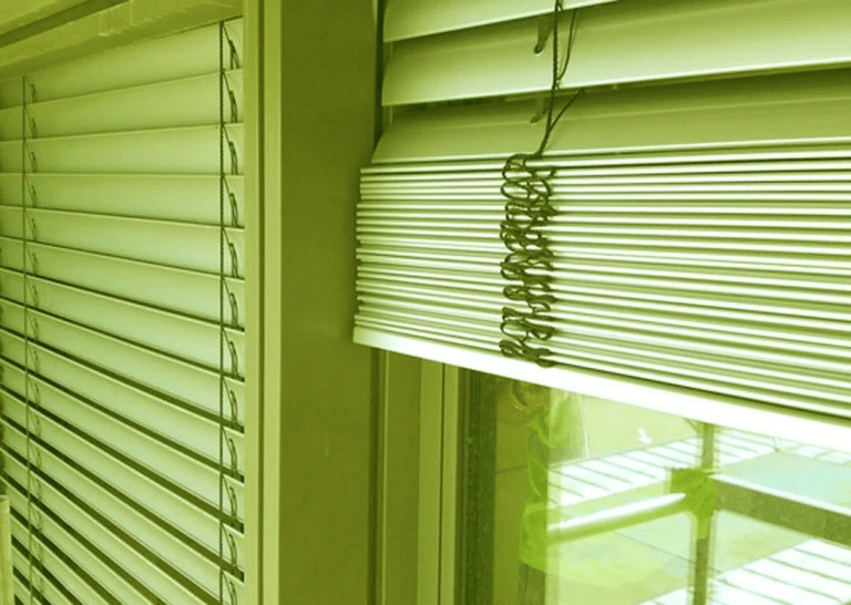 Aluminum Venetian Blinds in Surrey BC Canada Aluminum Venetian Blinds in Surrey BC Canada