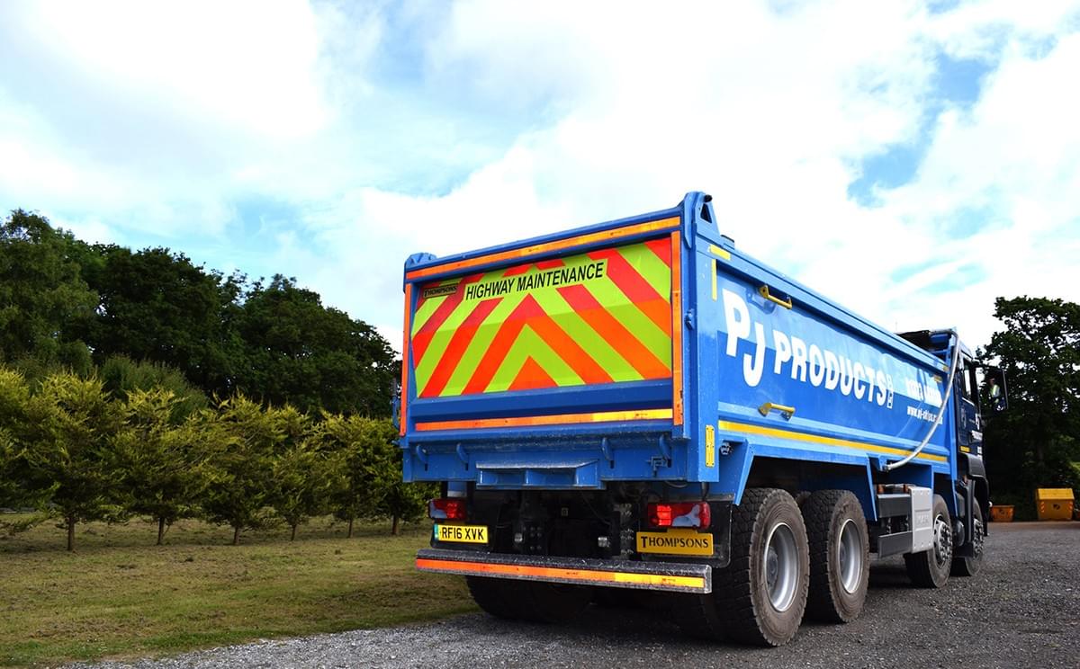 Tipper hire PJ Skips