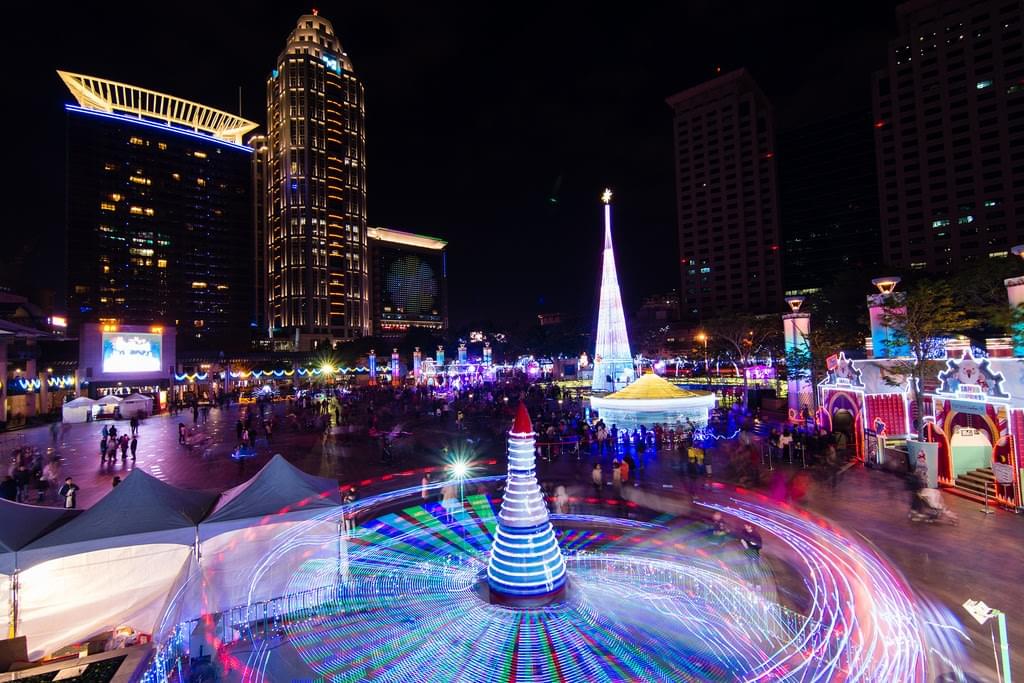每日跟讀490 Dazzling ‘Christmasland’ lights up New Taipei City 每日跟讀單元