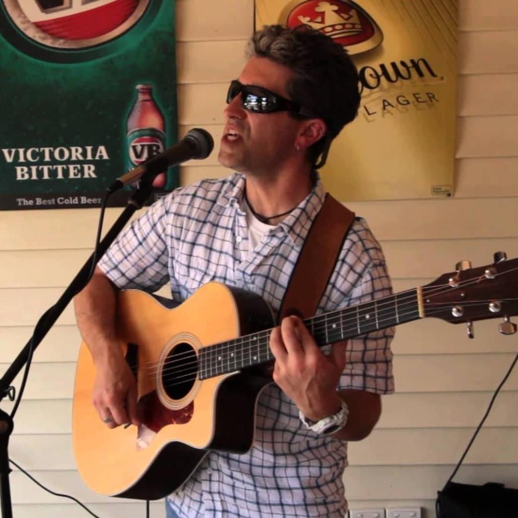 Cunninghams Hotel has music most Sundays and 3rd Thursdays each month