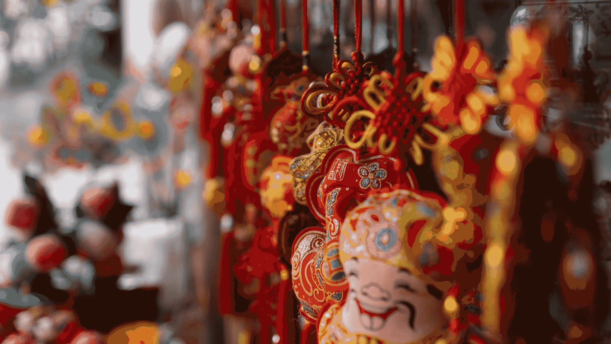 Explore unique wholesale items from china including crafts gadgets apparel.