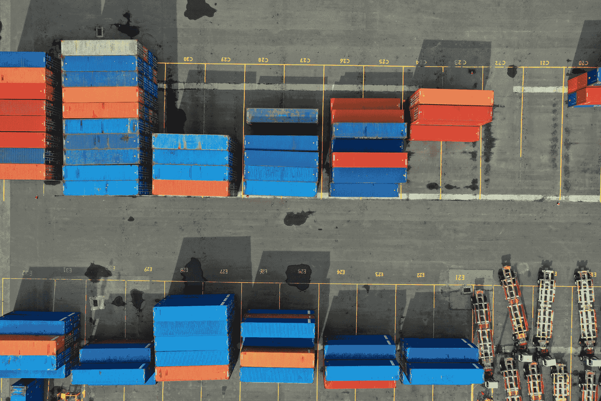 Efficient logistics management for modular homes from China