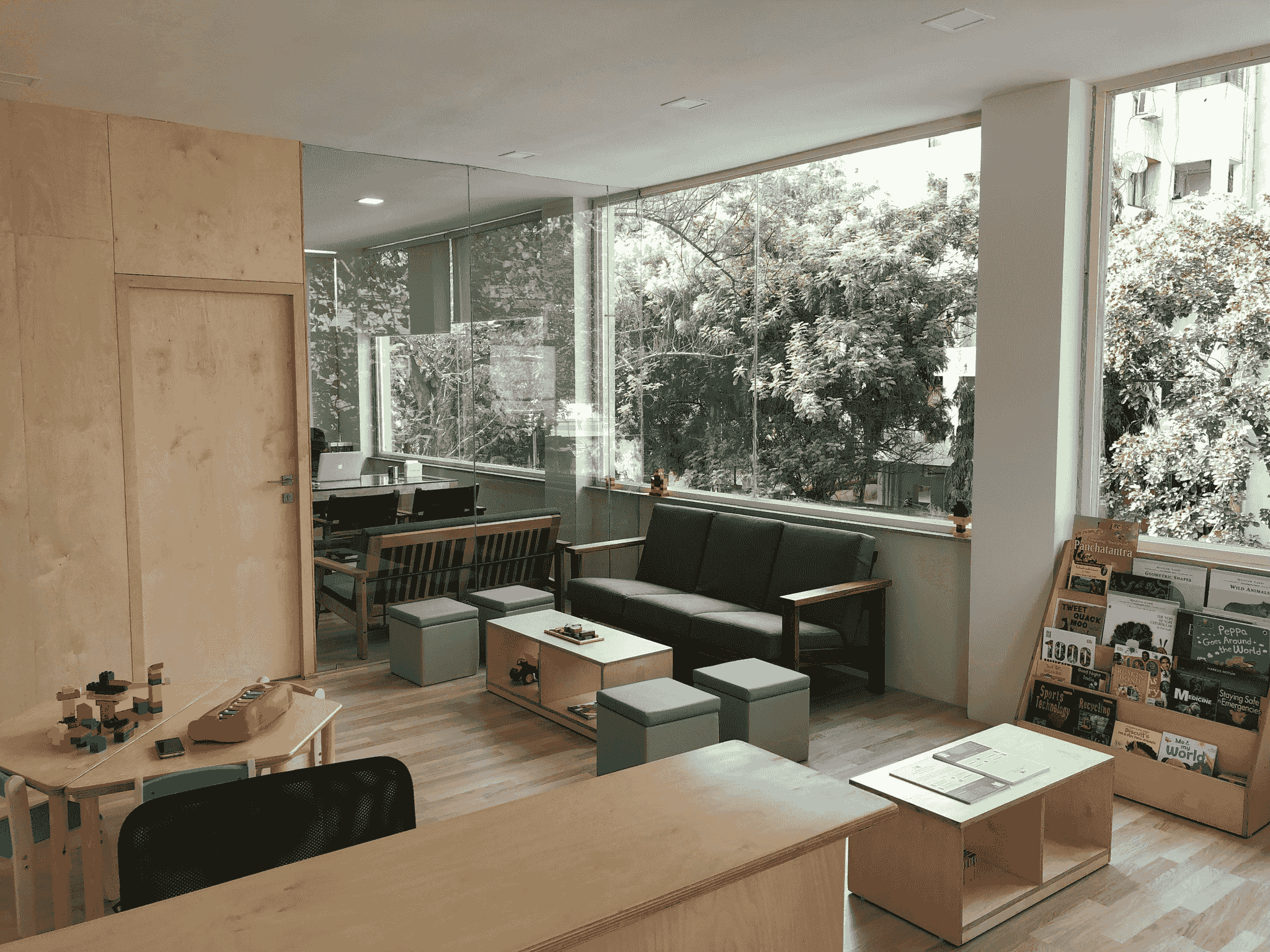 Innovative temporary classrooms promoting sustainability in education