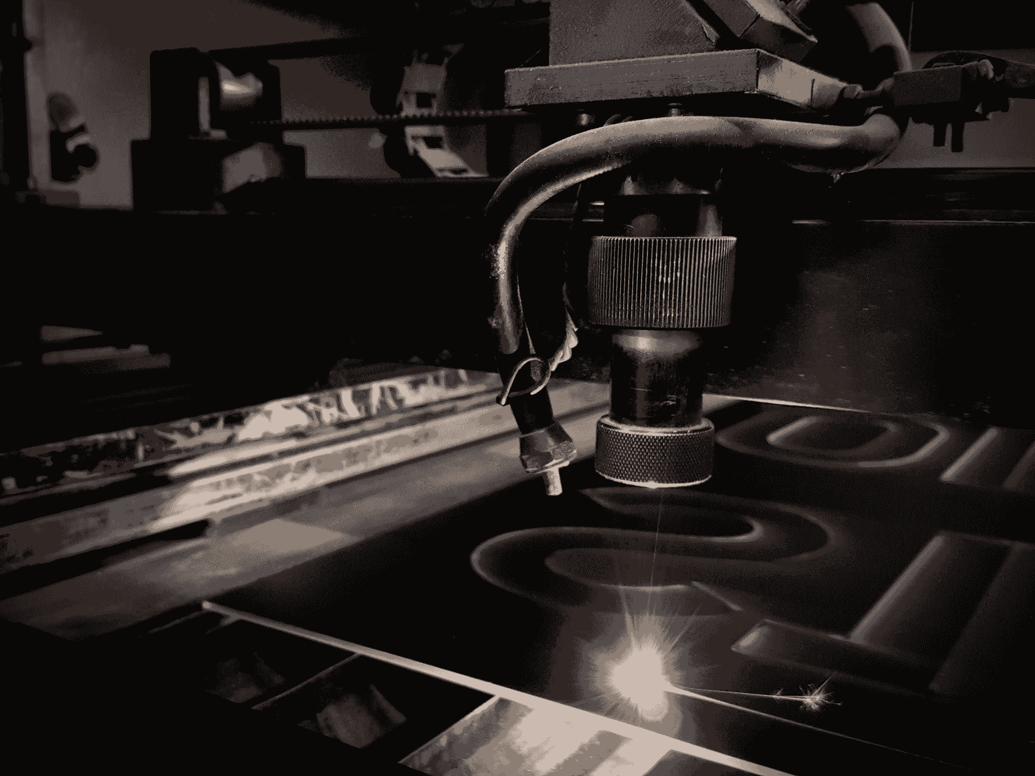 tube laser cutting technology in action