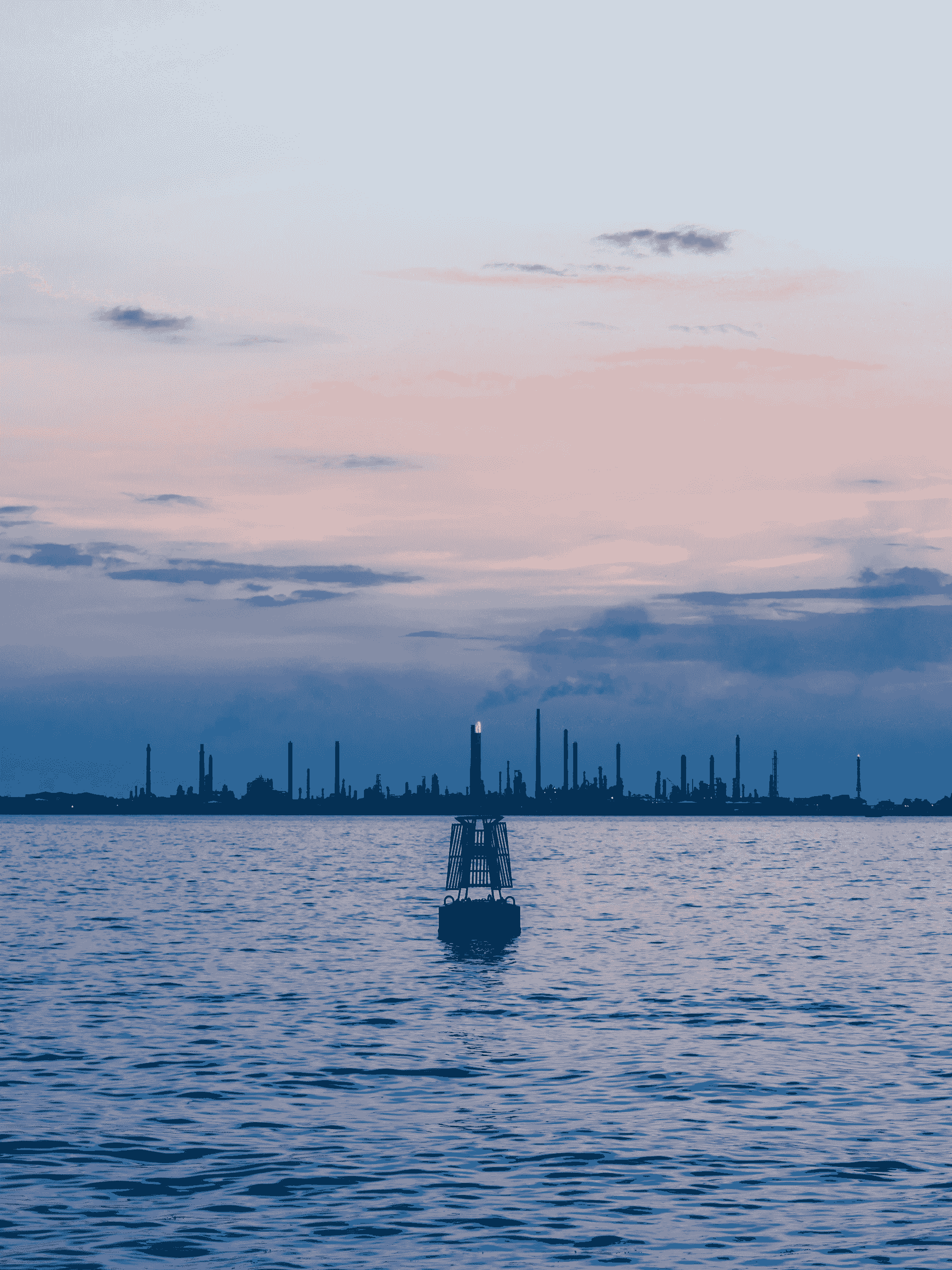 Exploring Modern Oil Rig Housing Solutions
