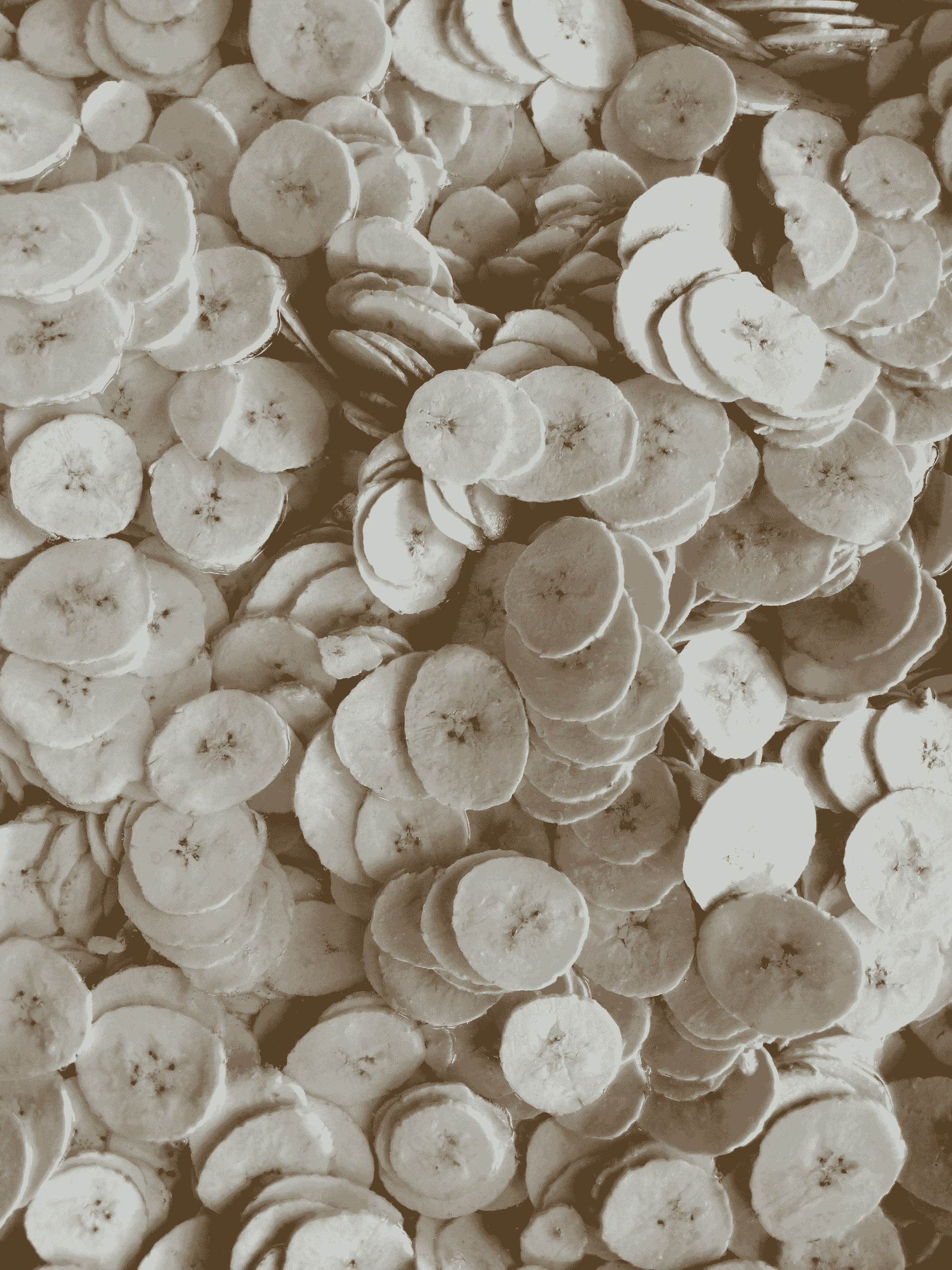 freshly prepared freeze dried banana chips