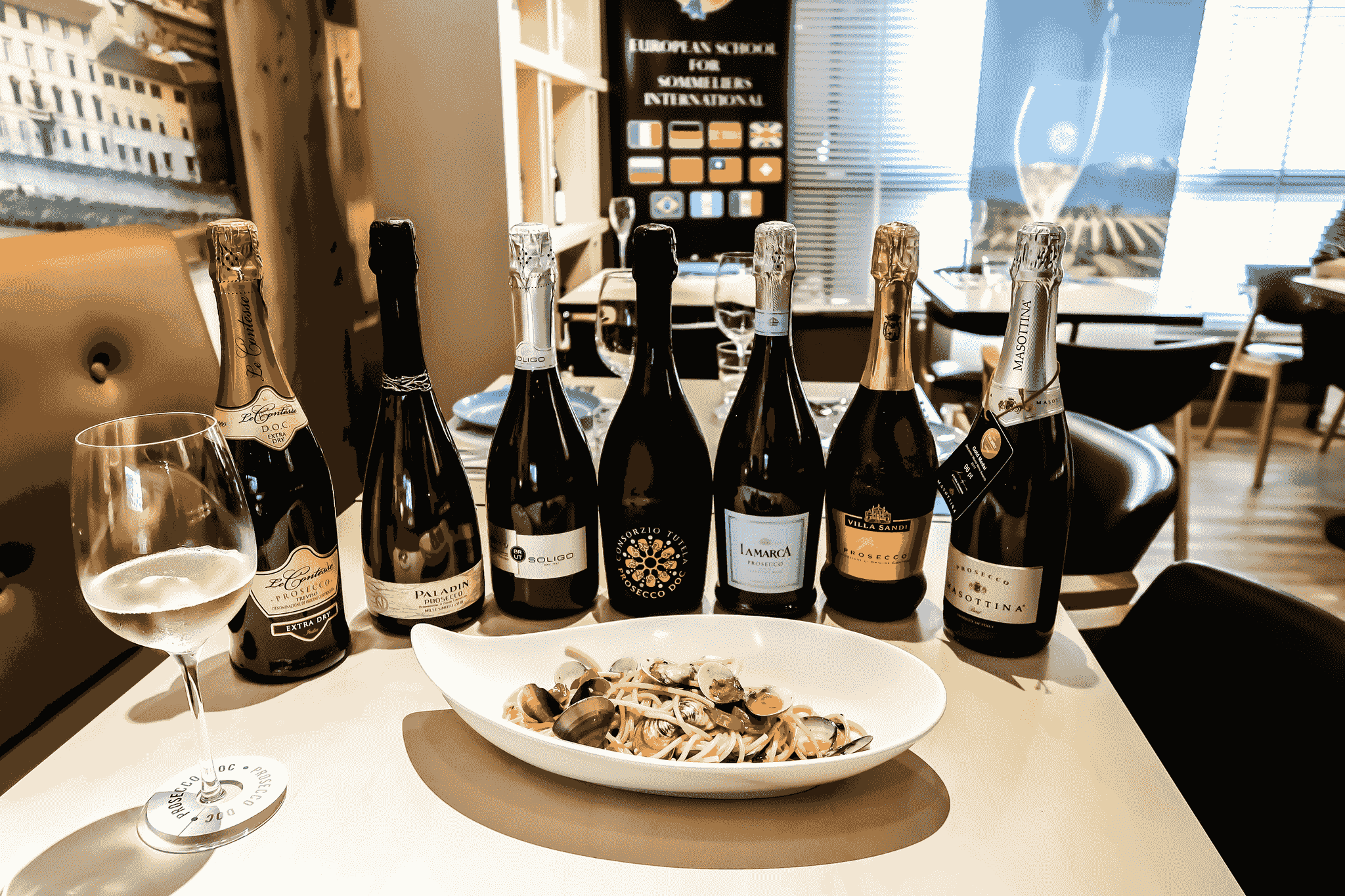 We offer a diverse selection of fine beverages, including wines and spirits, carefully selected from renowned producers. Our extensive knowledge and experience in the beverage industry allow us to meet the varied tastes of our clients, whether they are retailers or hospitality providers. Fine Beverages What We Do 贸易进出口：食品、酒类、农产品等
股东
5年的贸易进出口经验