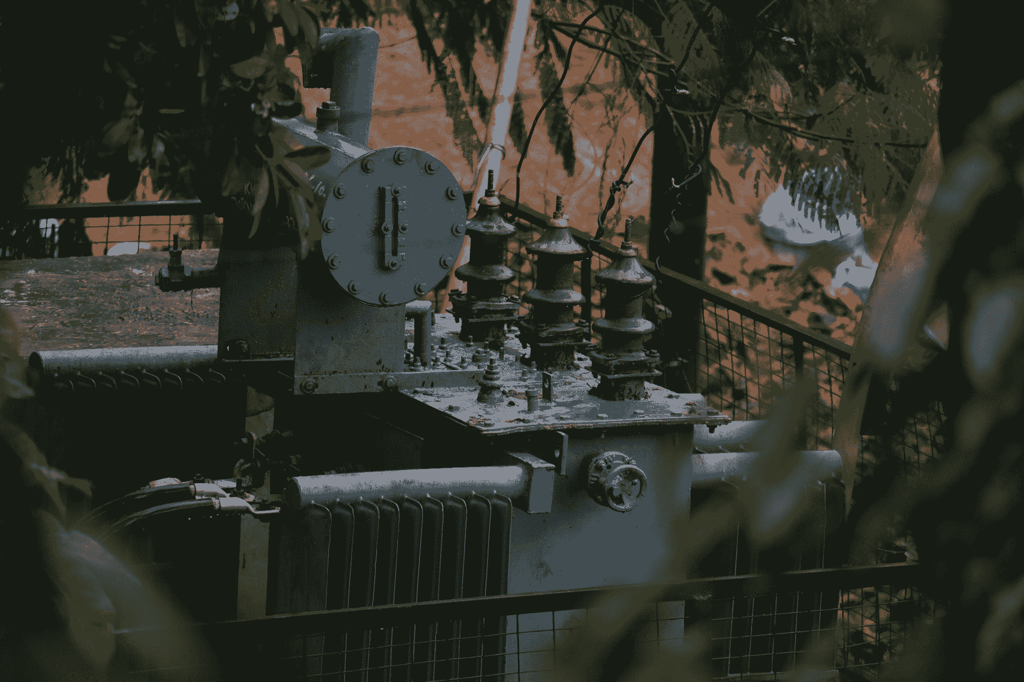 bushing transformer diagram illustrating key components
