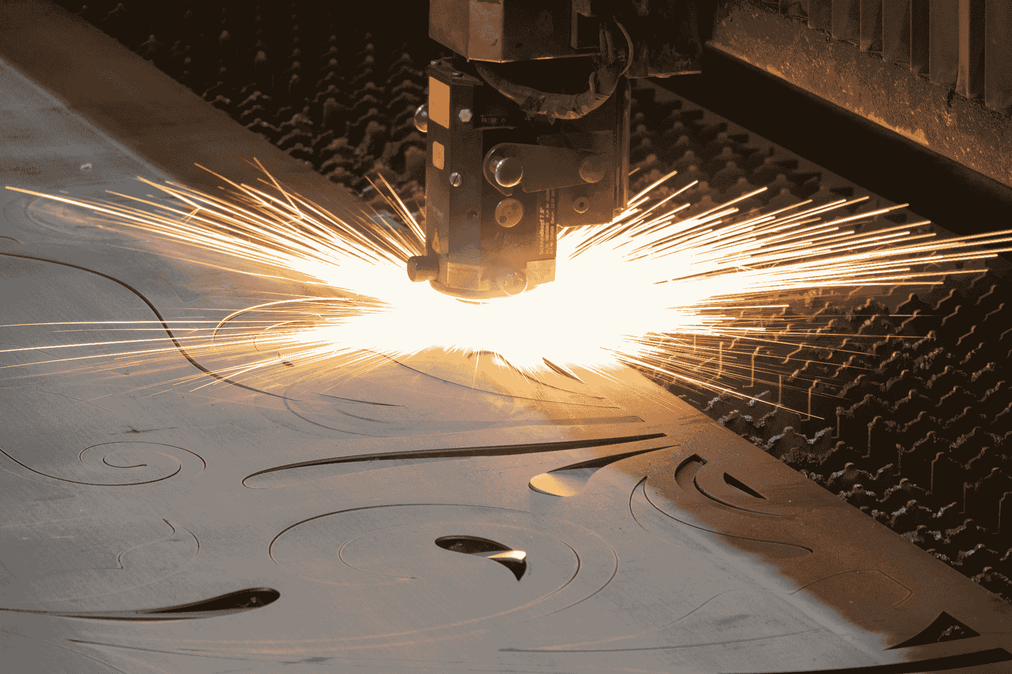 Discover top features of our laser cutting machine for sale.