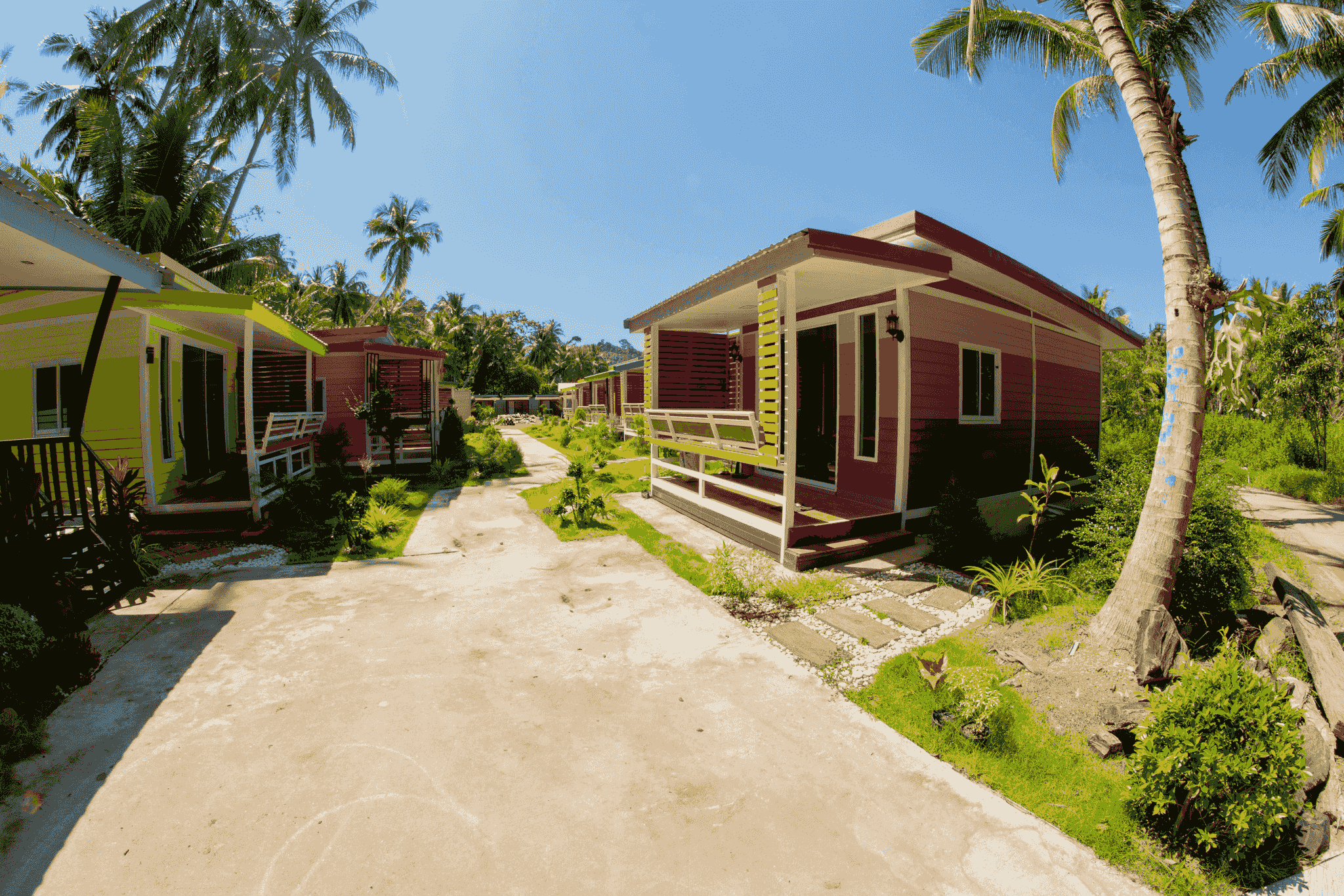 Charming tiny home surrounded by nature