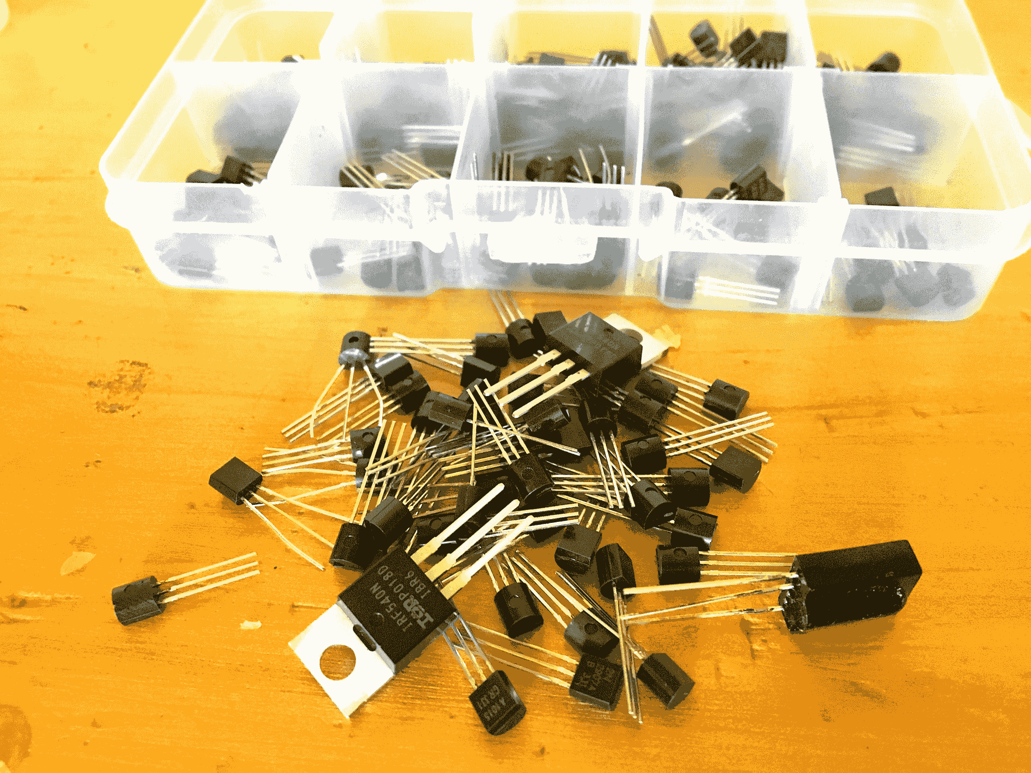 Electronic Components Manufacturer