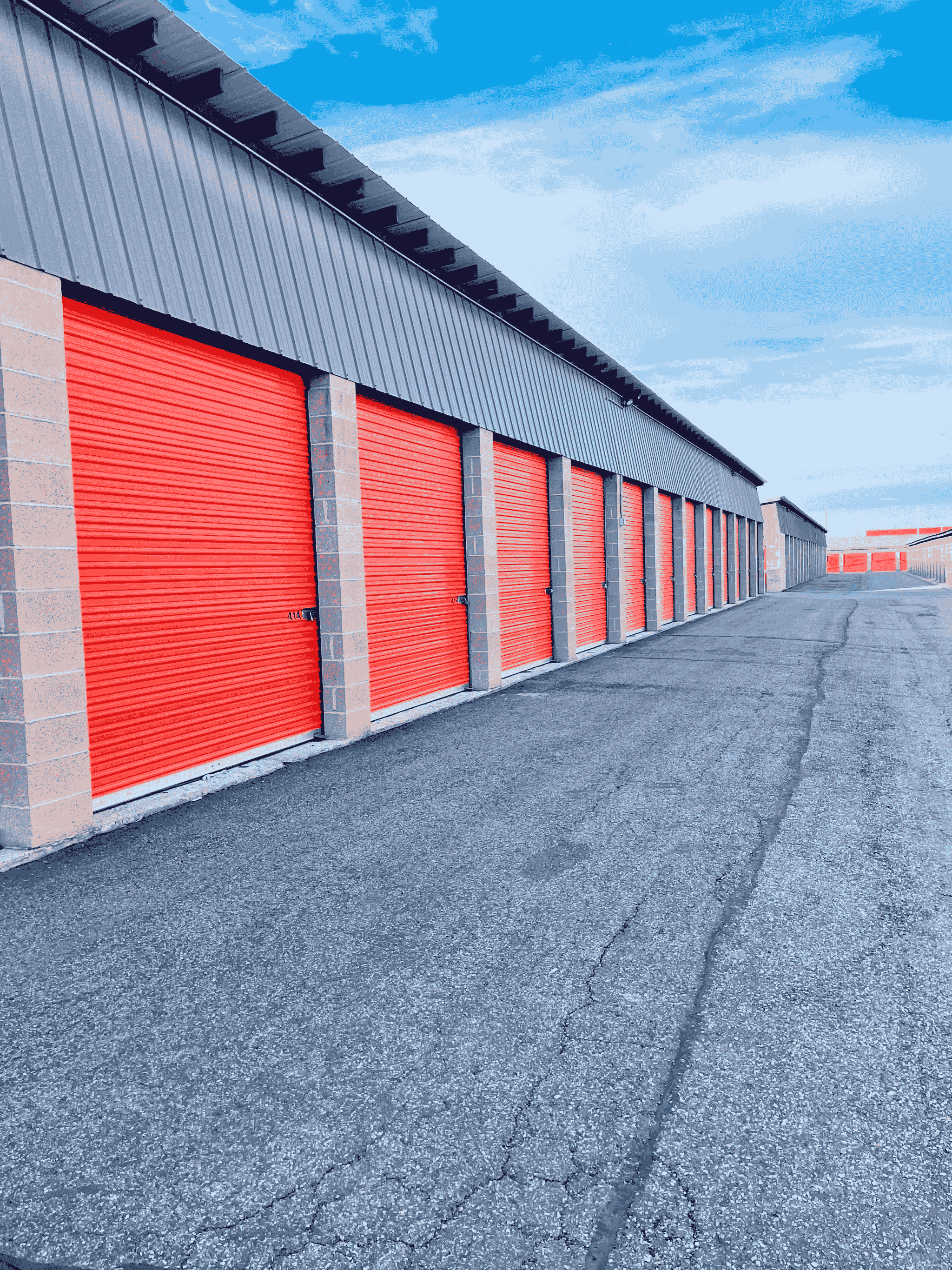 self storage units displayed options