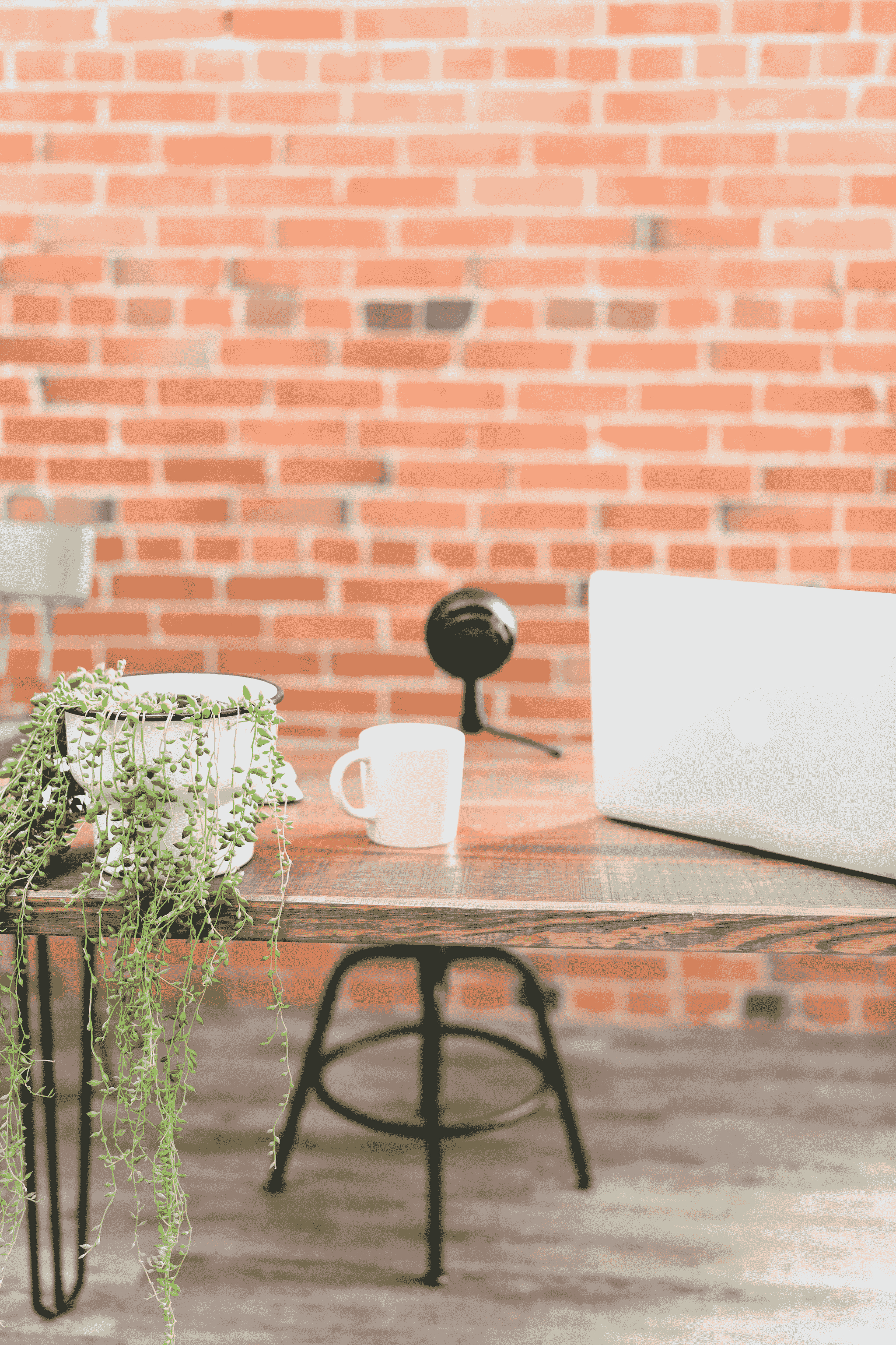 how to import furniture from china through effective supplier communication