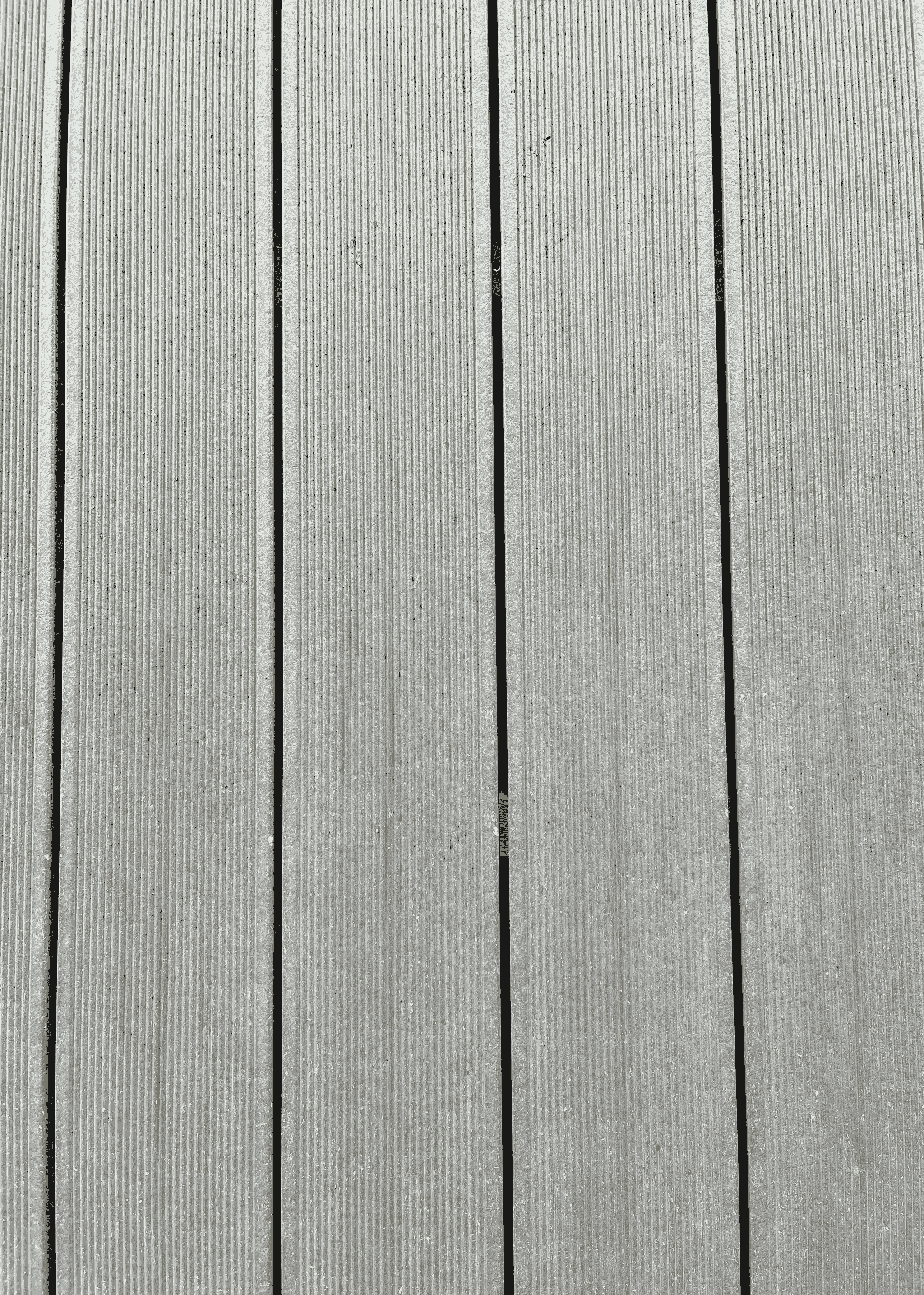 composite decking grooved vs square comparison on aesthetic appeal