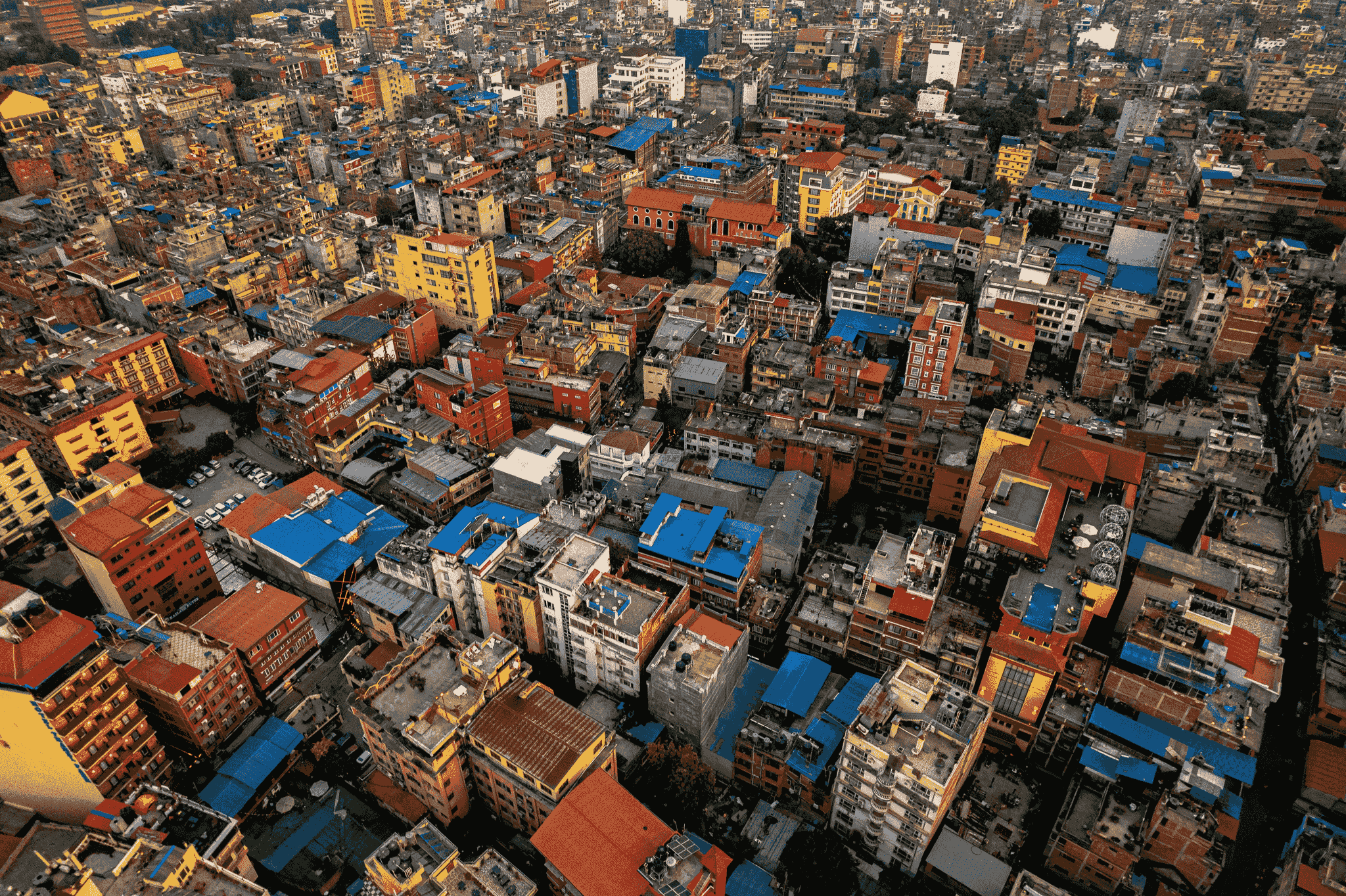 Compact living solutions in urban areas with capsule house models